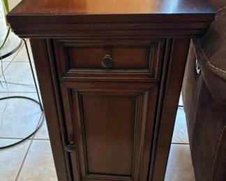 Side Table End Table With Outlets