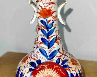 Antique Japanese Imari Porcelain Vase
