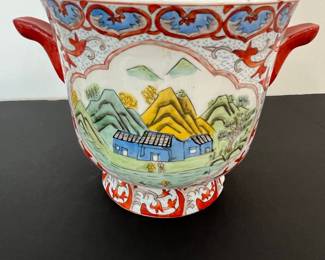 Chinese Famille Rose Porcelain Planter