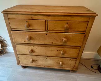 Victorian Pine Chest of Drawers
