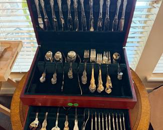 Stainless Dinnerware