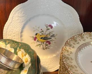 Alfred Meakin "Birds of America" Goldfinch Plate