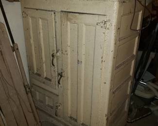 Wonderful Antique Ice Box over 100 years old