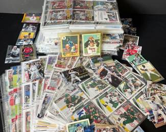 Mixed Sports Cards – Football, Baseball & Hockey Assortment