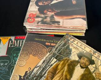 22 R&B Vinyl Albums – Mixed Artists, Motown & Soul Classics	
