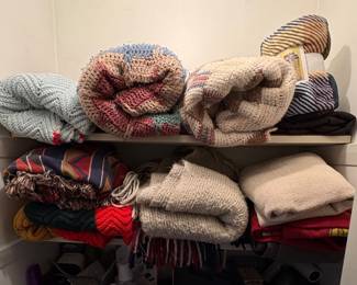 Linens & Blankets