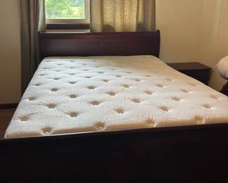 Queen M/S and bed with frame 