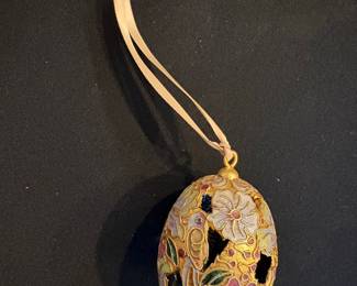 Vintage Cloisonné Egg Ornament - Floral Motif