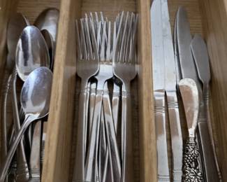 Silver Plated Flatware Set with Ornate Grape & Vine Butter Knife and Wooden Organizer