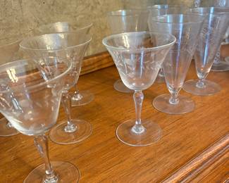 Etched Floral Cocktail Glasses Set