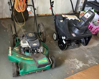 Weed Eater Self-Propelled Lawn Mower with Briggs & Stratton Quantum XM Engine and Snow Blower