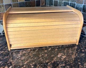 Wooden Roll-Top Bread Box