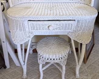 Vintage Henry Link Style White Wicker Vanity Table and Stool Set