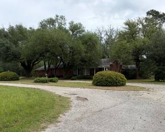 Please leave the circle drive open for picking up items