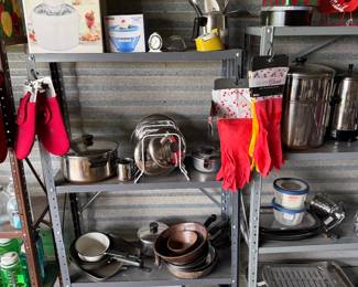 Cookware and kitchen gadgets