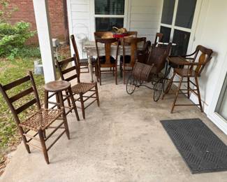 Vintage table/chairs
