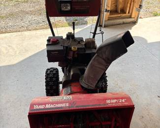 Yard machine snow blower