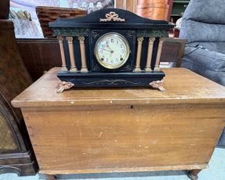 Sessions mantle clock 