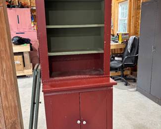 Primitive cupboard, with top cabinet doors 