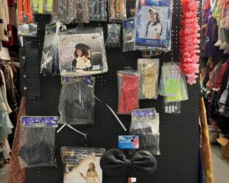 suspenders, spats, gloves and other accessories