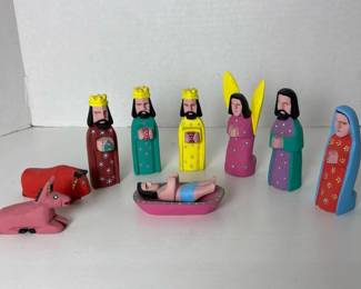 100 colorfulhandmadefolkartwoodennativi