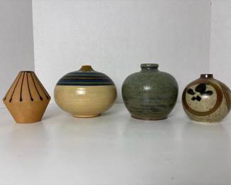 161 fourstudiopotterybudvasesbluebande