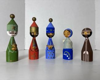 045 5piecehandpaintedfolkartwoodennat