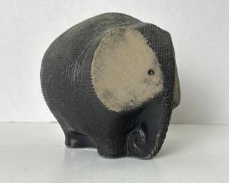 019 mcmswedishceramicelephantsculpture