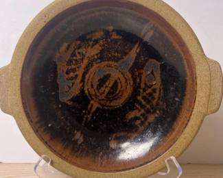 115 handmadestonewareservingdishwithfis