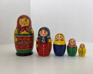 047 vintagehandpaintedwoodenrussianmatr