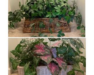 071 pairoflargeartificialplantsinbaske