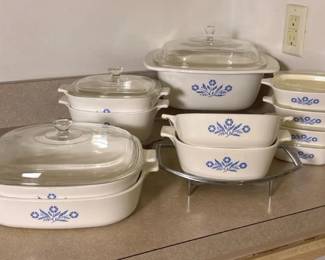 031 vintagecorningwarebluecornflower8p