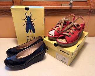 New In Box Fly - London shoes, European size 40