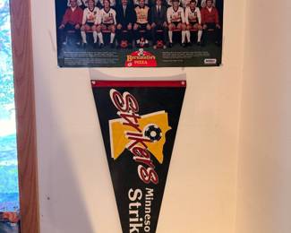 1986/87 Minnesota Strikers team poster and pennant.  These will be sold together