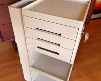 1970’s architect/artist caddy designed by Giovanni Pelis for Stile Noelt, Italy, with key