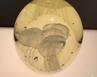 Large art glass jellyfish paperweight