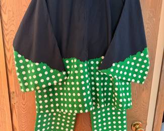 Very cool vintage Marimekko, Finland two piece outfit, Size Medium