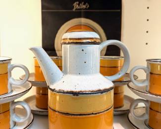 Set of vintage Midsummer Stonehenge ‘Sun’ china in Like New condition