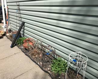 Various Gardent items