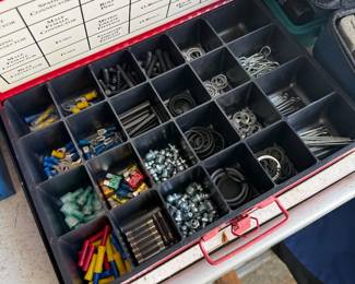 	#83	Griots Garage with contents	 $75.00 				