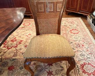 	#4	Expandable dining table with 6 chairs 69-119x39x29	 $450.00 				