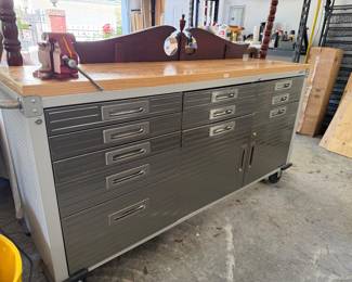 	#79	Ultra Guard rolling Workbench with Vise	 $500.00 				