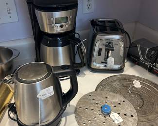 Kitchen appliances