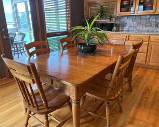 Cochrane Dining Table with 6 Chairs