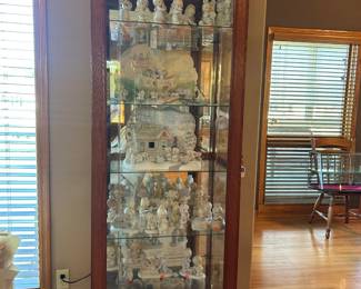 Pulaski Lighted Curio (Inside Precious Moments Collection)