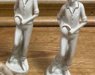 Figurines
