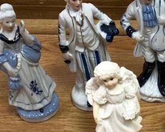 Figurines
