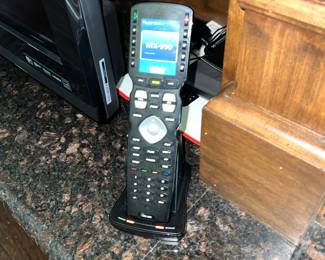 URC MX-990 IR/RF  Remote Control with Color LCD
