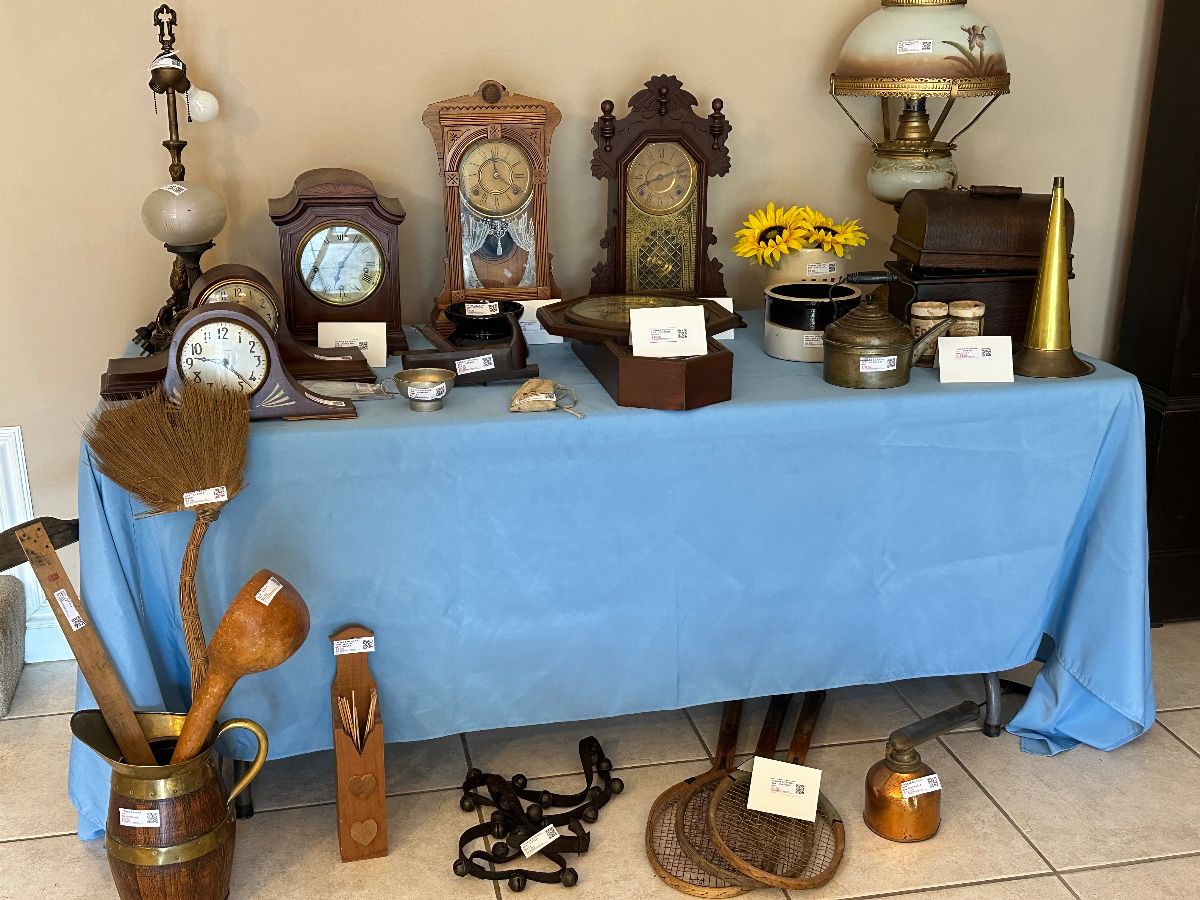Antique clicks, lamps, phonograph and more.