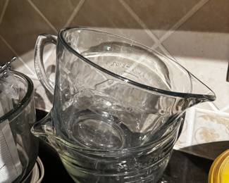 8 c Measure/Batter Bowls